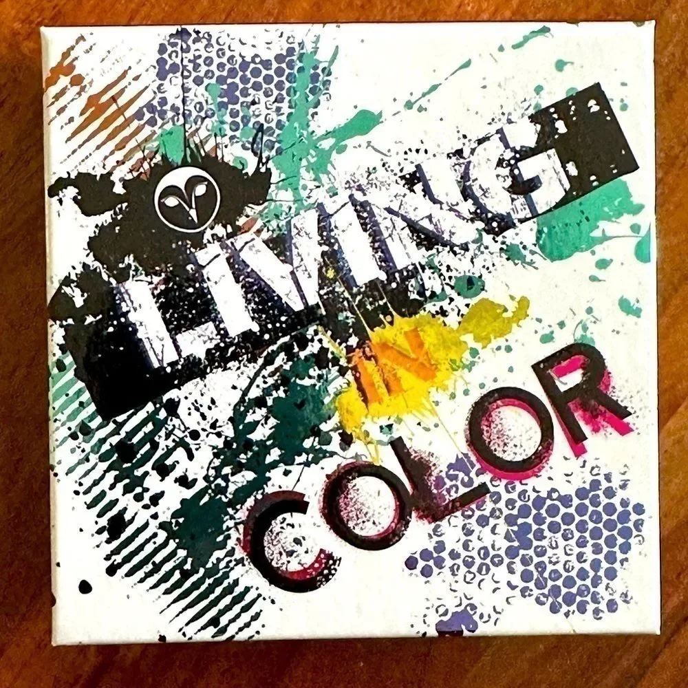 Hank & Henry Beauty Living in Color Eyeshadow Palette
